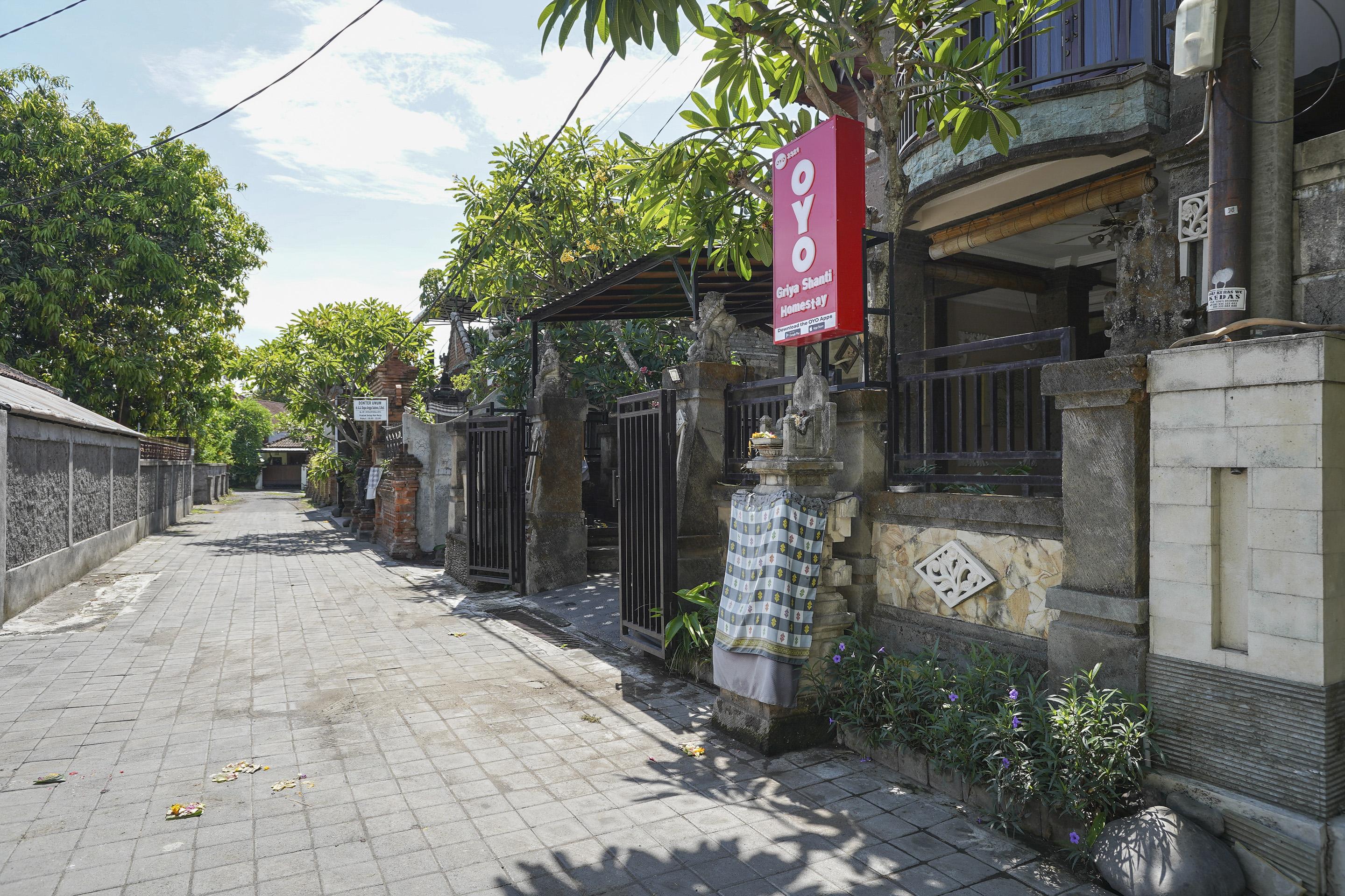 OYO 2321 Griya Shanti Homestay Ketewel Luaran gambar