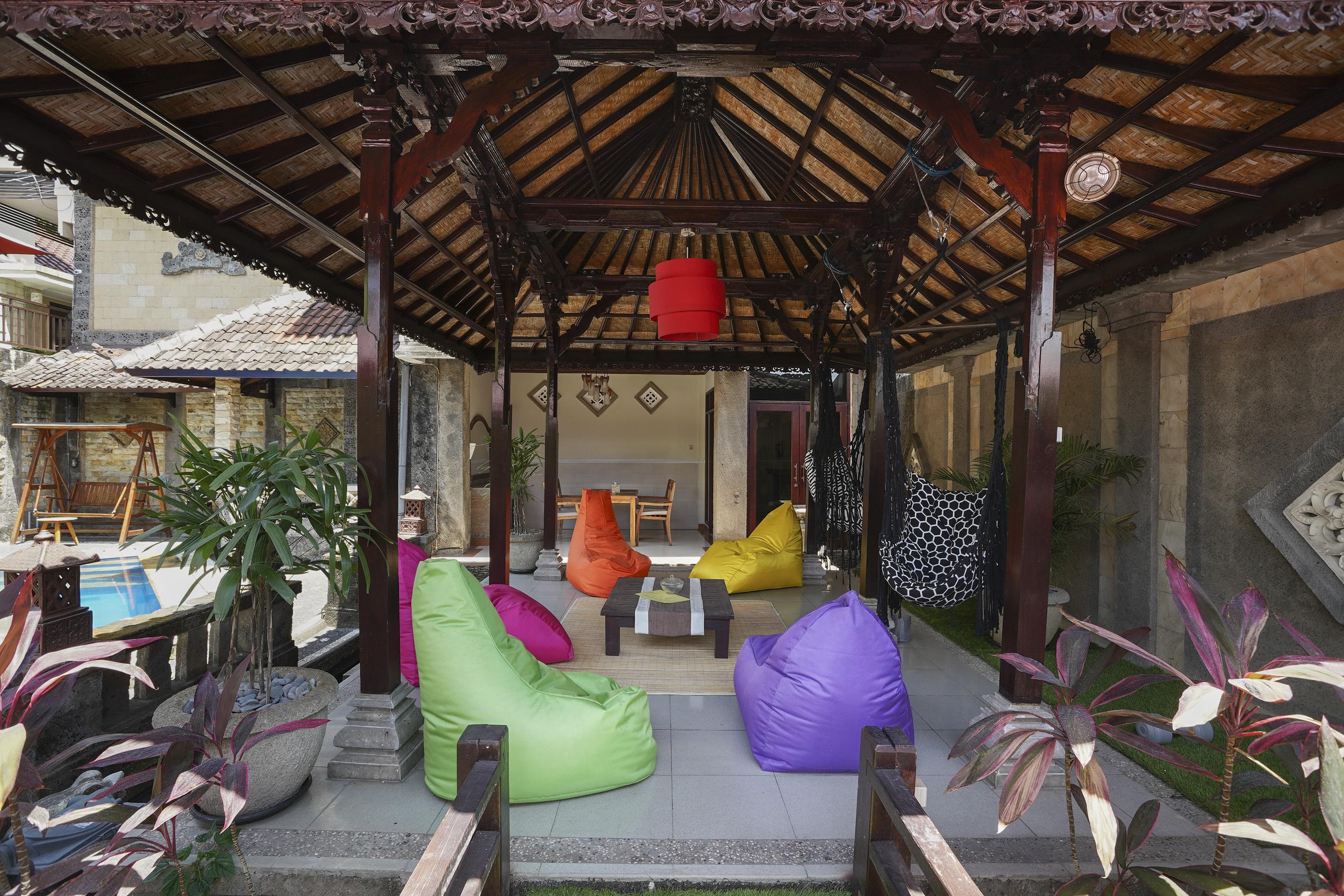 OYO 2321 Griya Shanti Homestay Ketewel Luaran gambar